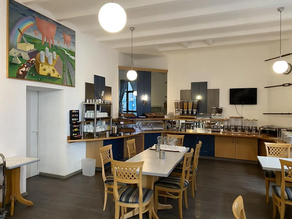 Opera Hotel Koeln 3*, קלן גרמניה