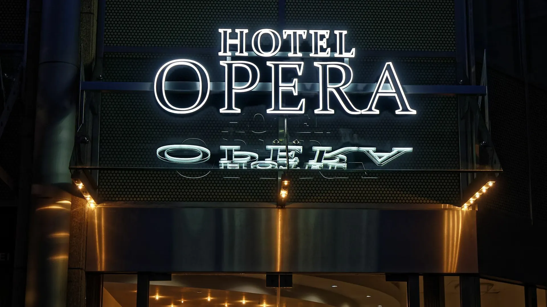 Opera Hotel Koeln 3*, Cologne Germany