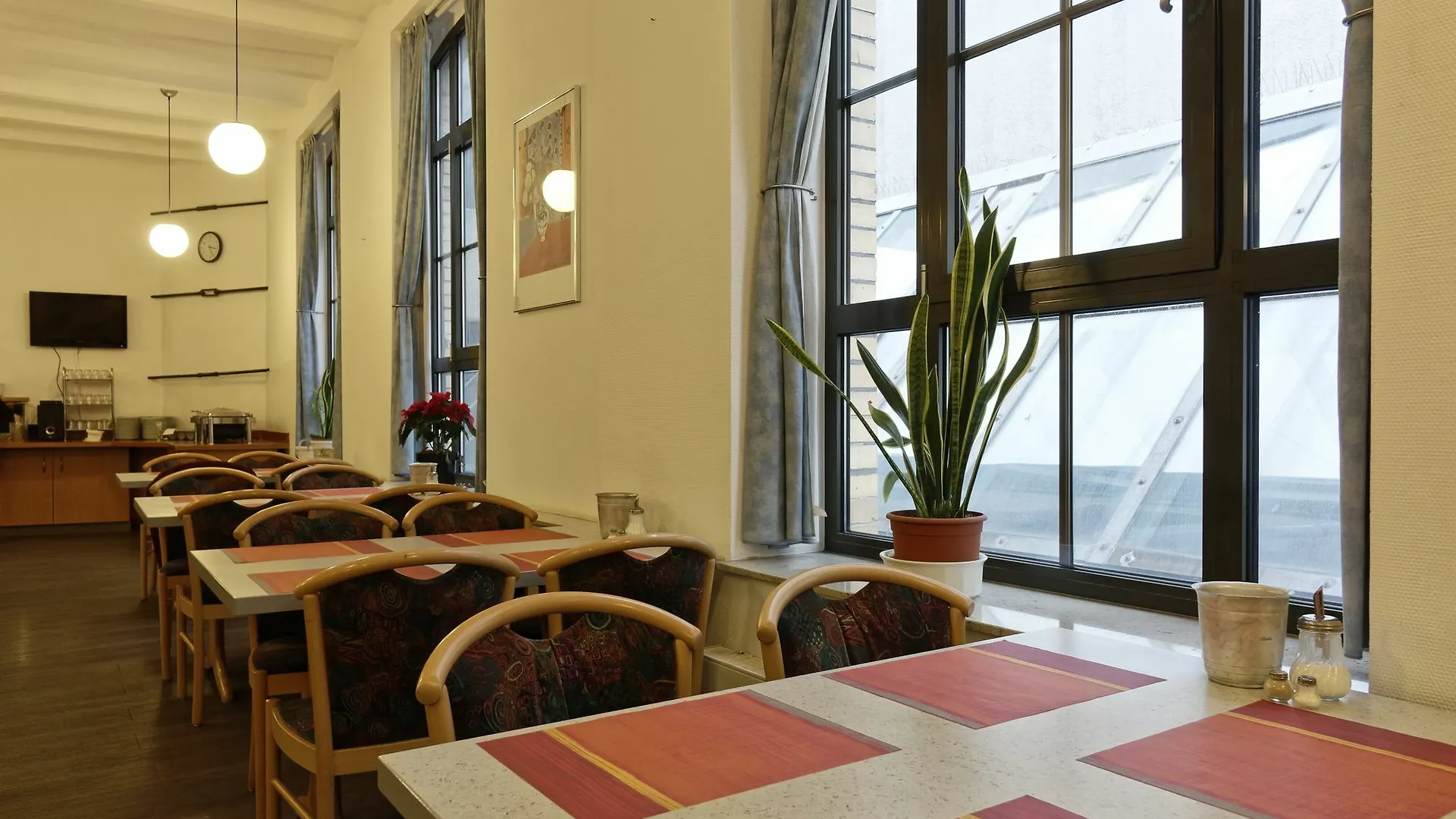 Opera Hotel Koeln Cologne