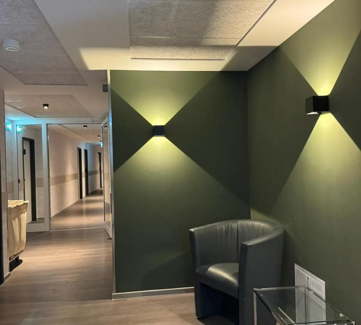 Opera Hotel Koeln 3*, Kolonia