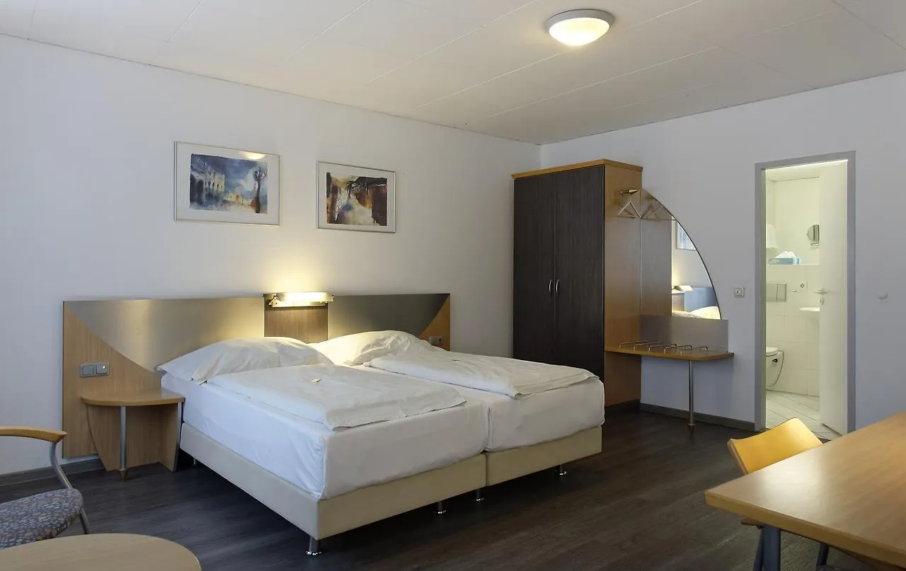 Opera Hotel Koeln Kolonia